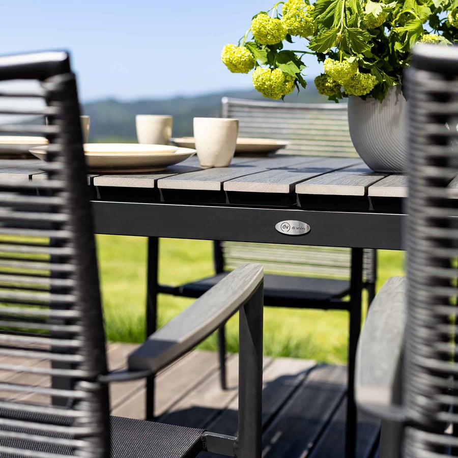 58d376fb-0855-4af9-5bdd-1c5cfad - 4