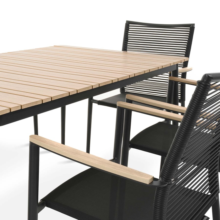 6830ed79-5a42-4c91-e216-94183d7 - 5