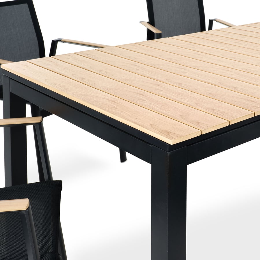 ac88bba0-785b-4898-1480-947a171 - 9