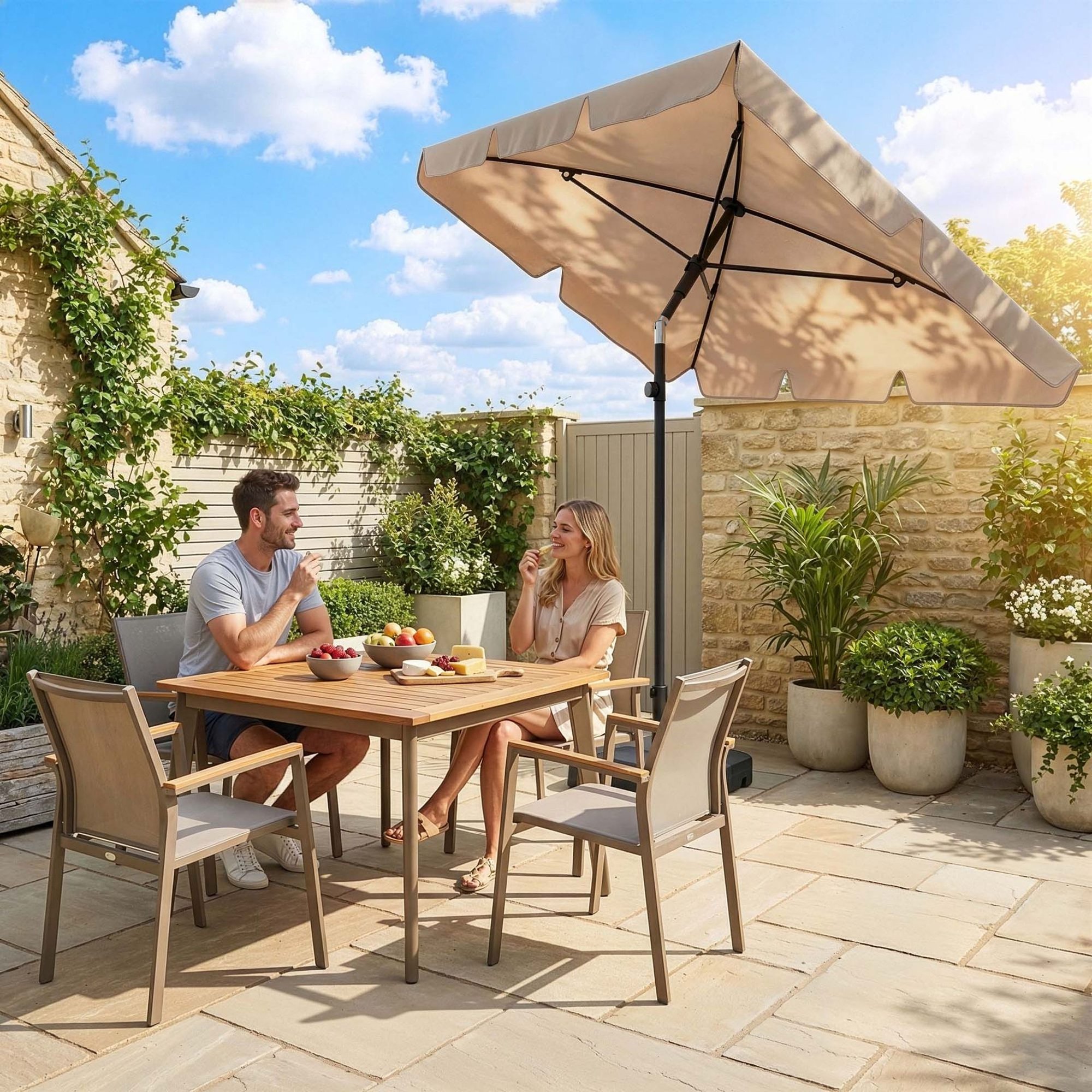 Zahradní slunečník Ankona DV-148GU poskytuje spolehlivou ochranu před sluncem tam