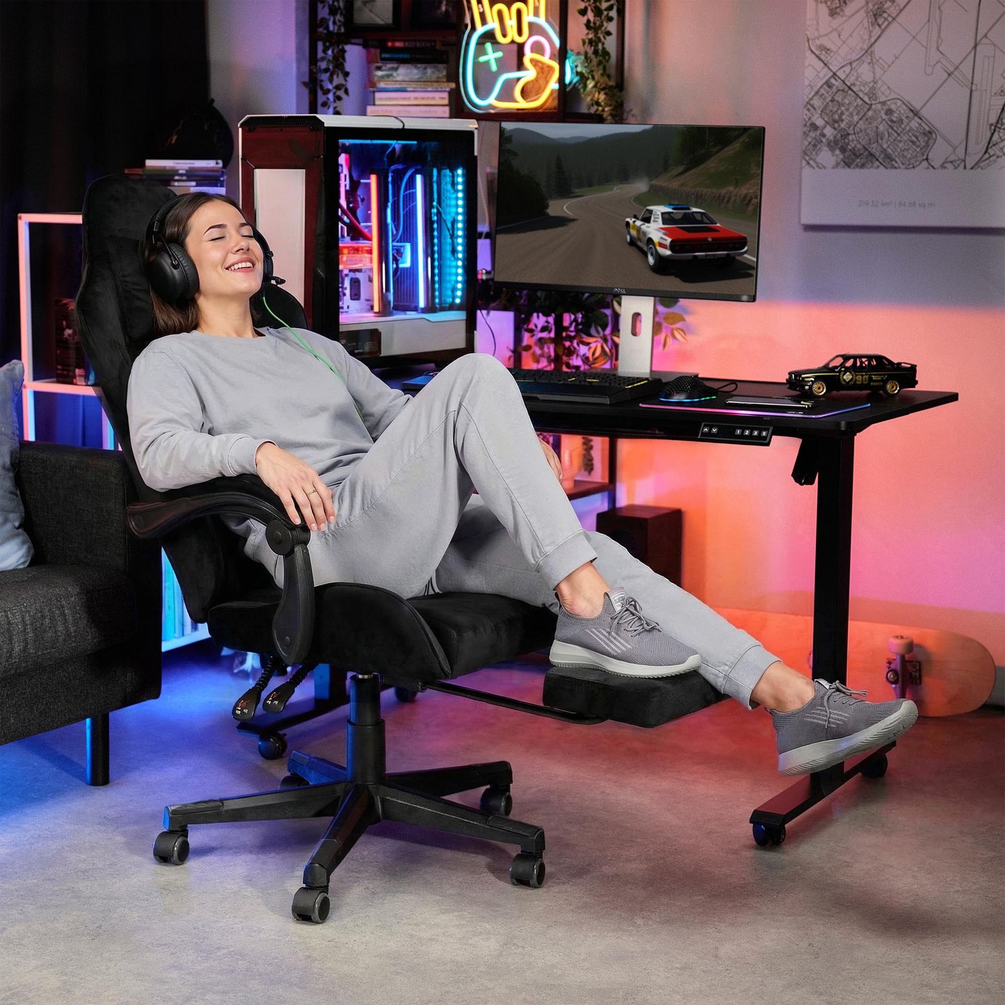 Ragazo spojuje ergonomii s výrazným stylem. Černé barevné provedení upoutá pozornost.