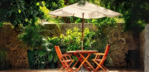 Zahradní slunečník - jak vybrat ideální model?