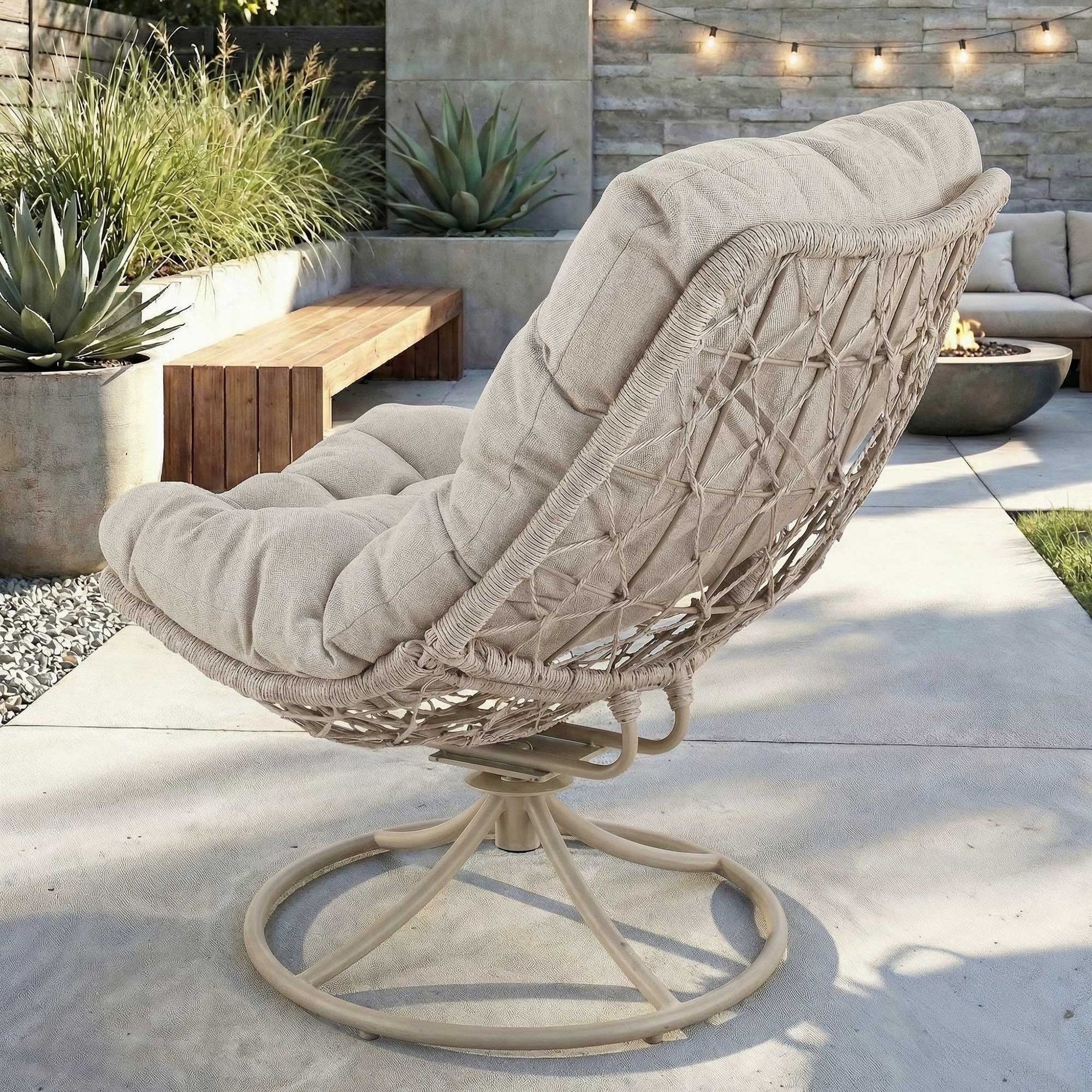 Volně stojící křeslo Melia bylo navrženo s důrazem na každodenní relaxaci a volnost pohybu.