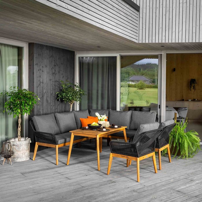 Souprava zahradního nábytku Albenga představuje dokonale promyšlený design