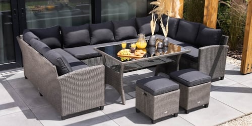 Jak a čím chránit dřevěný zahradní nábytek?