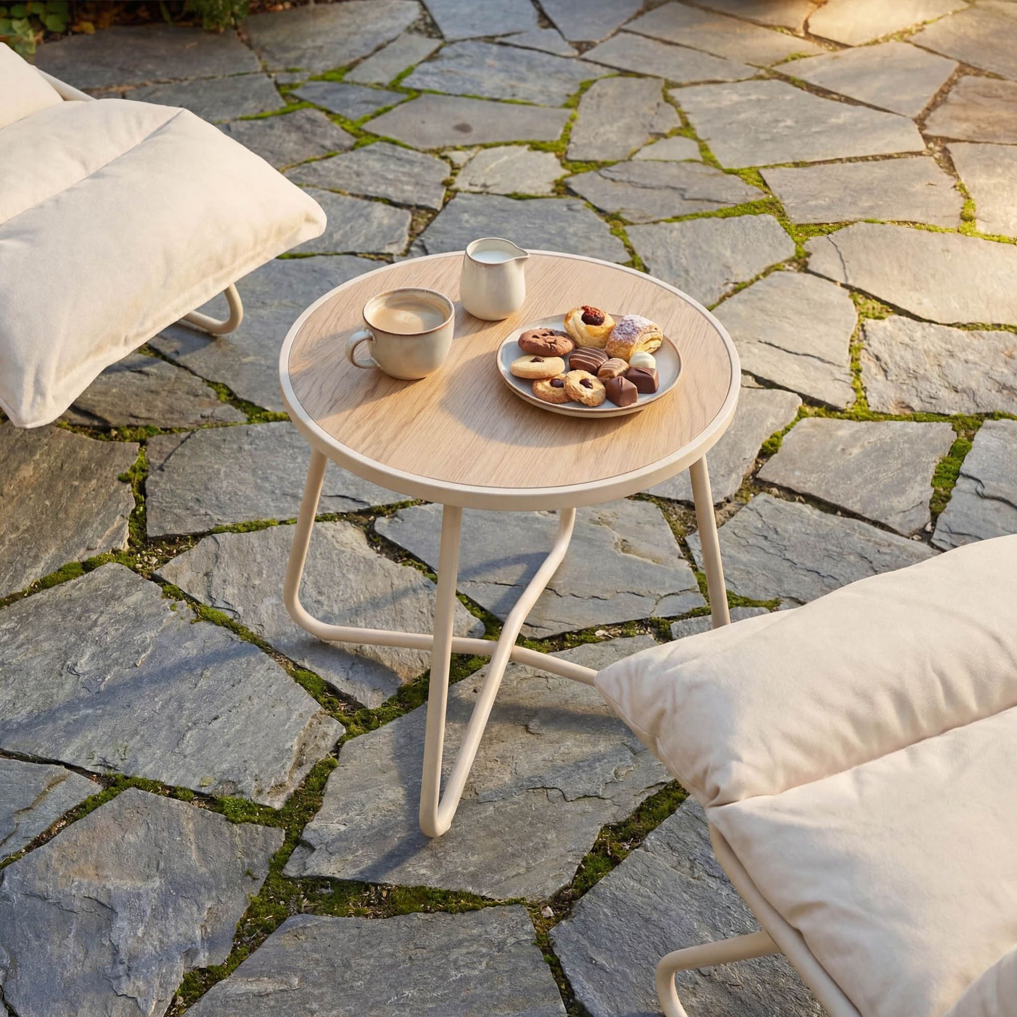 Stilvoller Couchtisch – elegantes Highlight im Zentrum des Sets