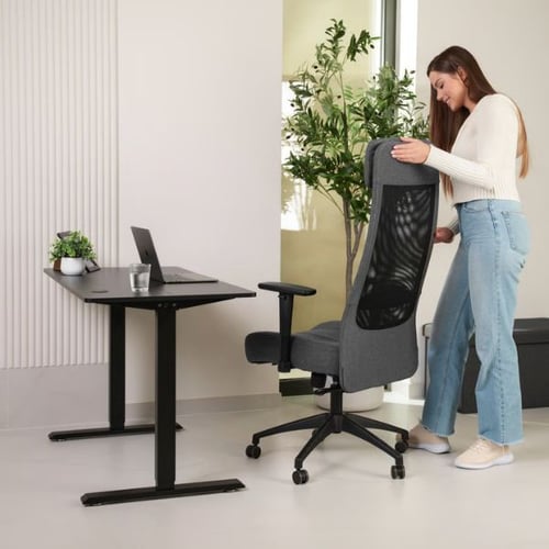 Ergonomischer Bürostuhl von di volio ohne Kopfstütze im Homeoffice