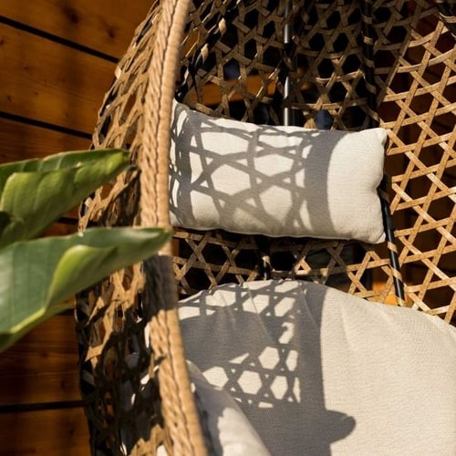 Di Volio Polyrattan-Sessel mit hellen Sitzkissen als gemütliches Balkonmöbel für draußen