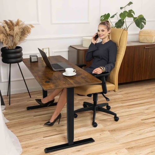Ergonomisches Heimbüro mit höhenverstellbarem Schreibtisch von di volio