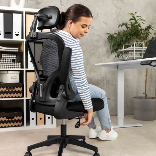 Ergonomischer Schreibtischstuhl von di volio für das Heimbüro mit Netzrücken und Kopfstütze