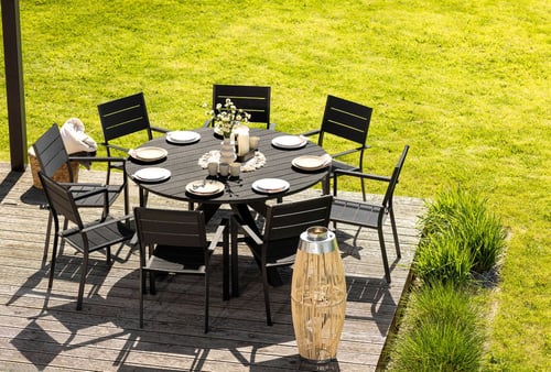 Gartentisch kaufen: Worauf Sie unbedingt achten sollten