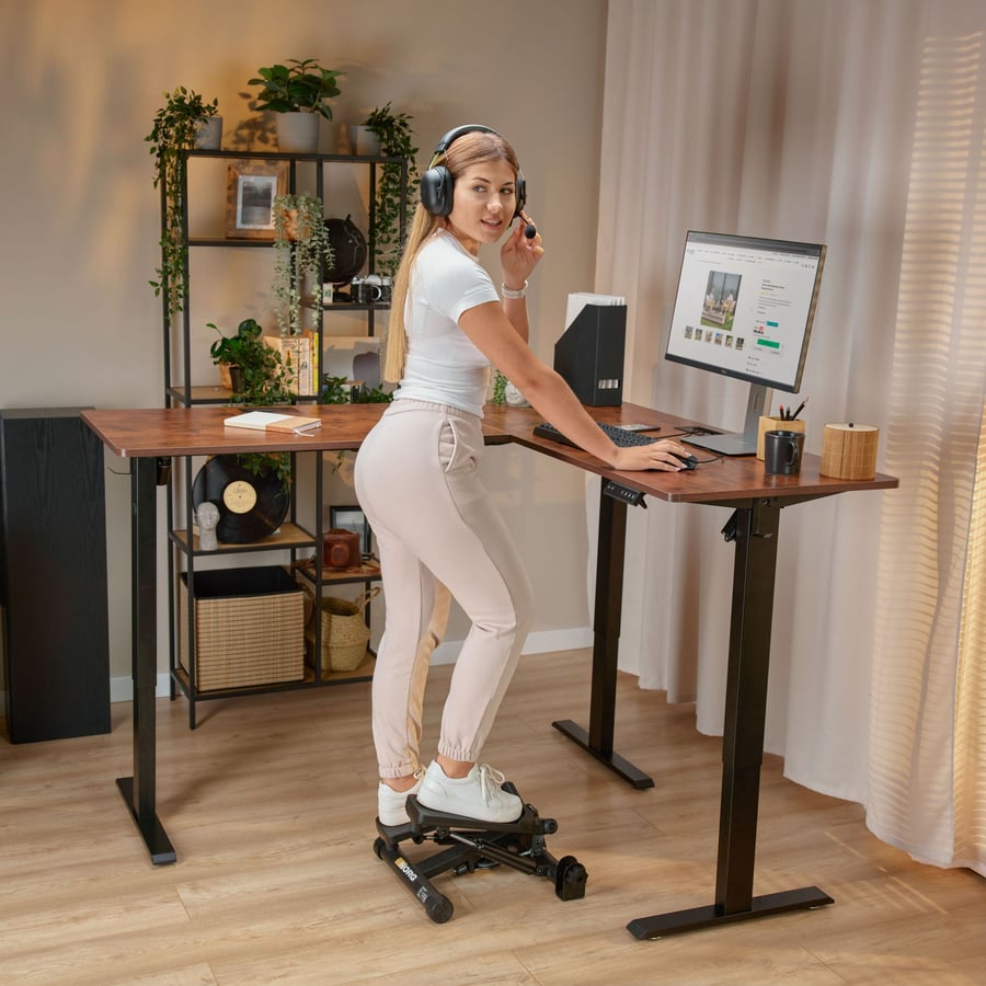 Biurko narożne regulowane (ZW-S - 4