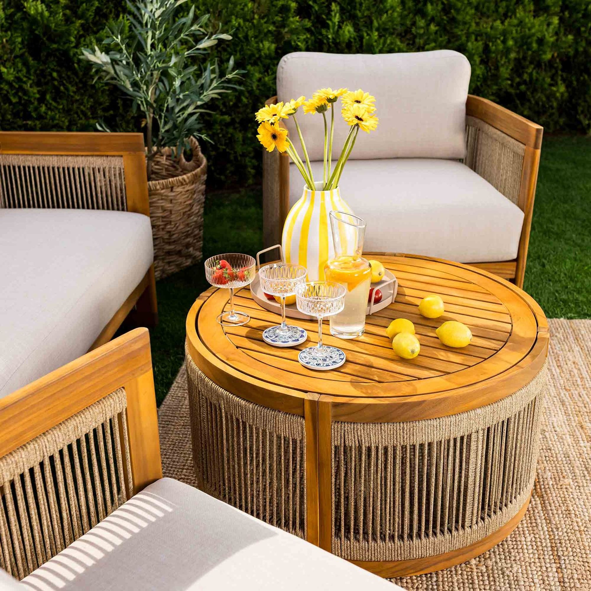 Eleganter runder Couchtisch