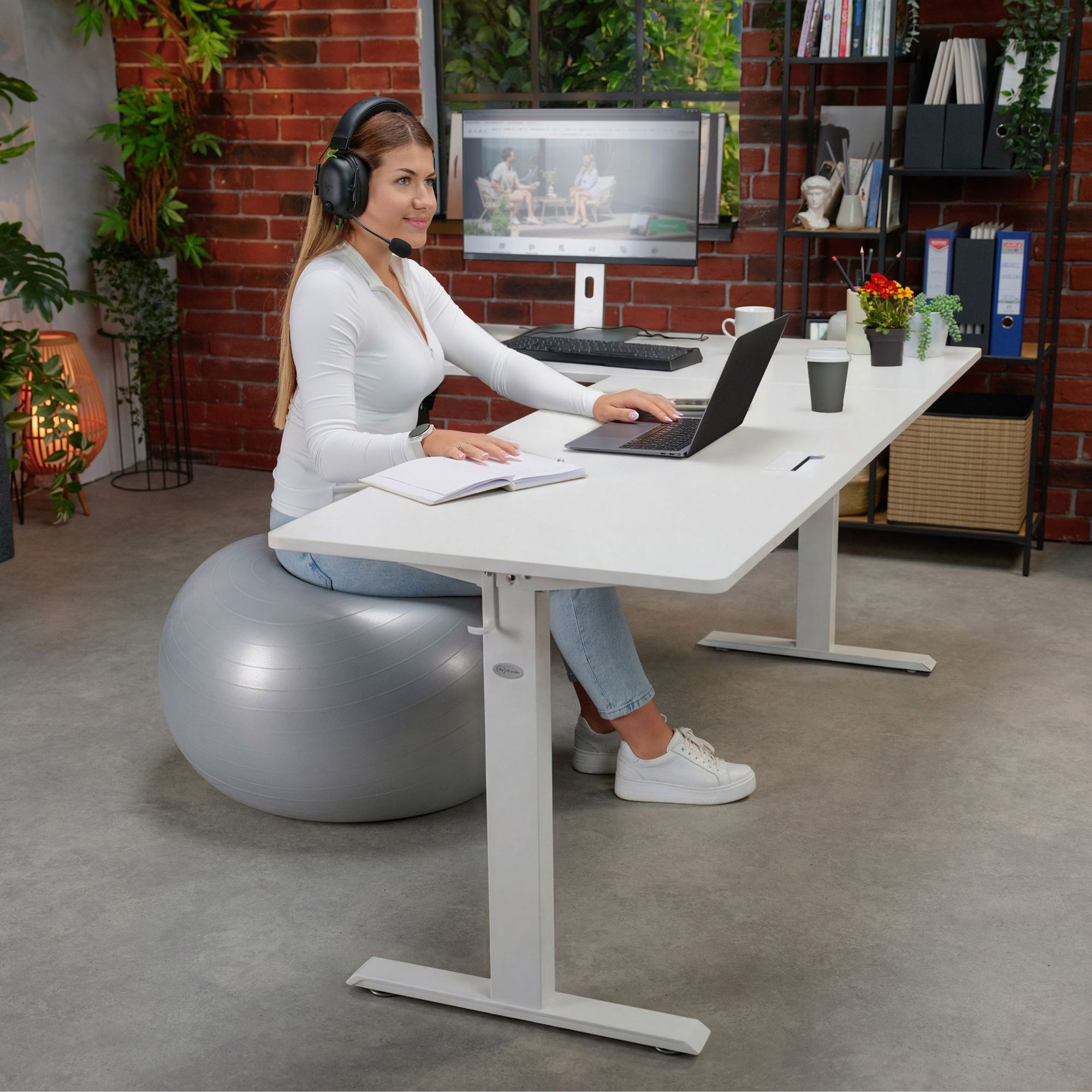 Durchdacht gestalteter Arbeitsbereich