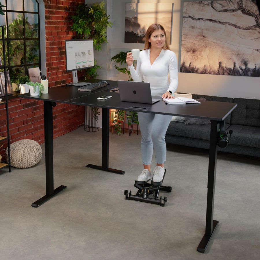 Biurko narożne regulowane (ZW-S - 3