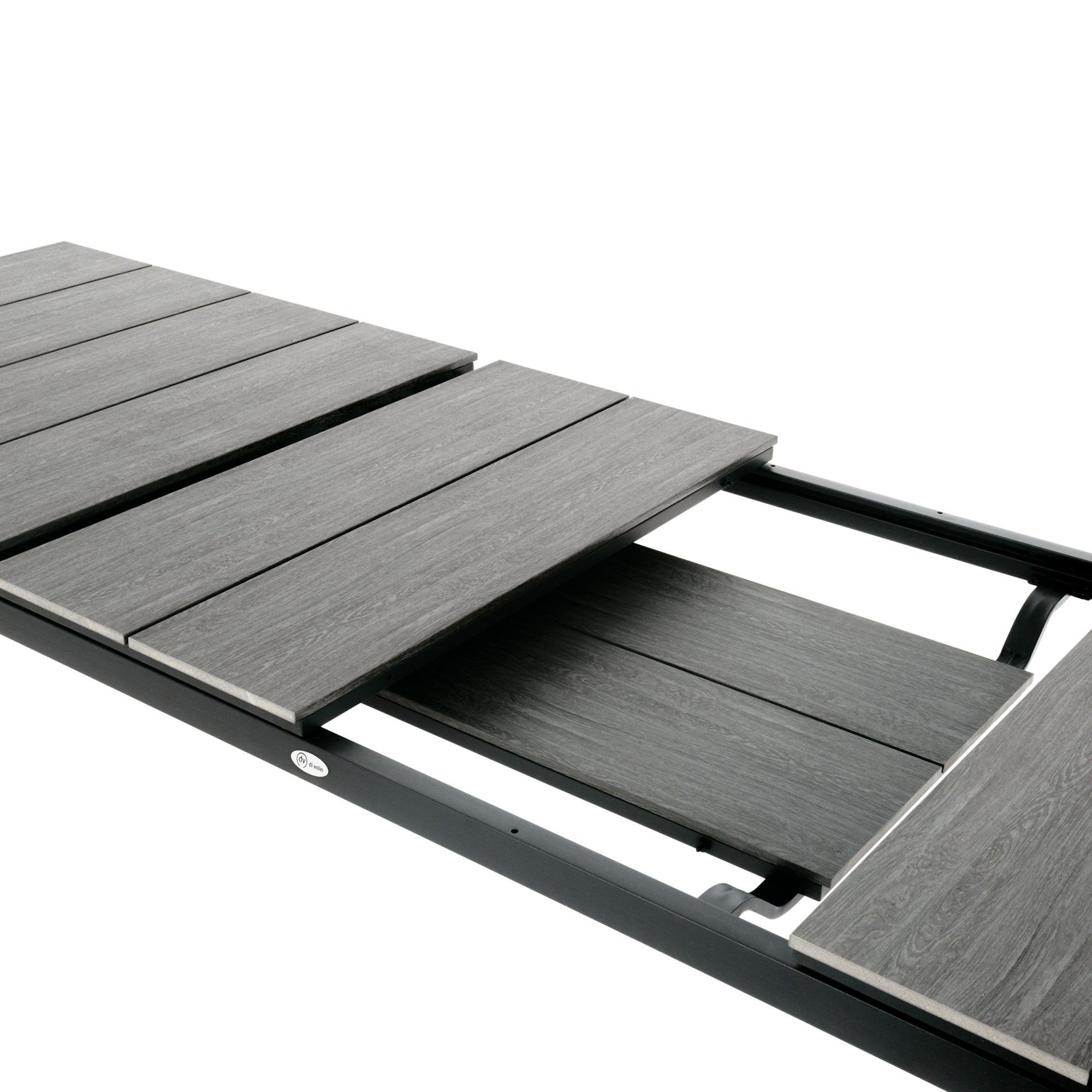 Stilvoller Gartentisch aus Aluminium 