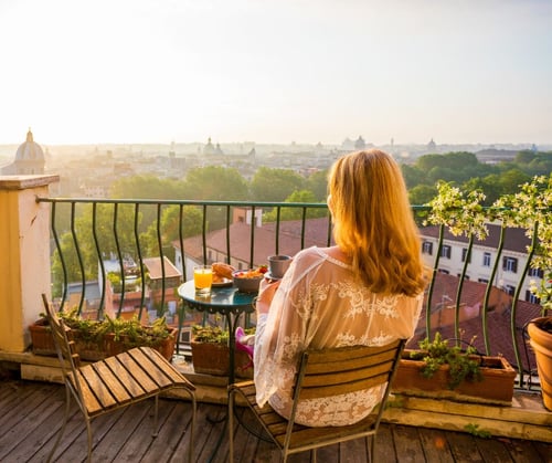 Terrasse gemütlich gestalten: Deko, Möbel & Beleuchtung