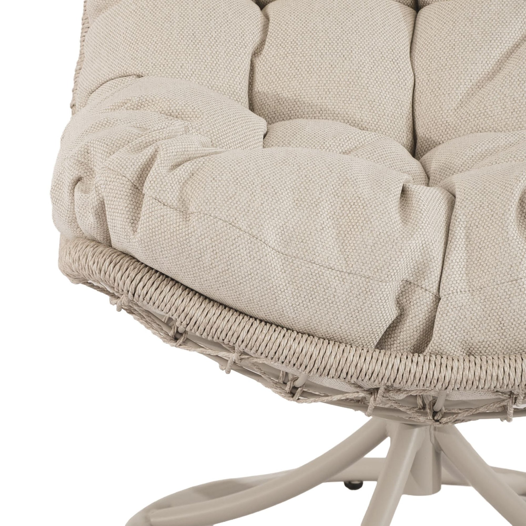 W zestawie otrzymujesz beżową, dużą, miękką poduszkę o grubości 15 cm