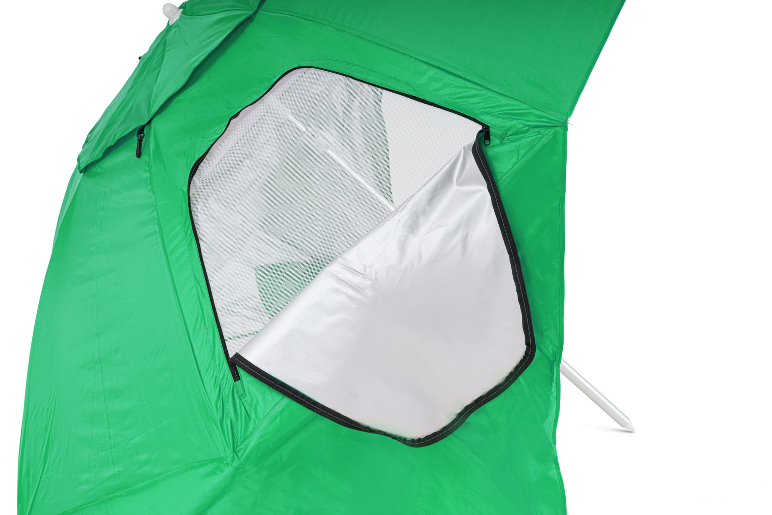 Parasol Sora zielona został wyposażony w otwory wentylacyjne, które zapobiegają gromadzeniu się ciepłego powietrza w czaszy