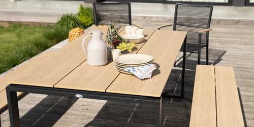 Jak zrobić stół ogrodowy? Kompleksowy poradnik krok po kroku