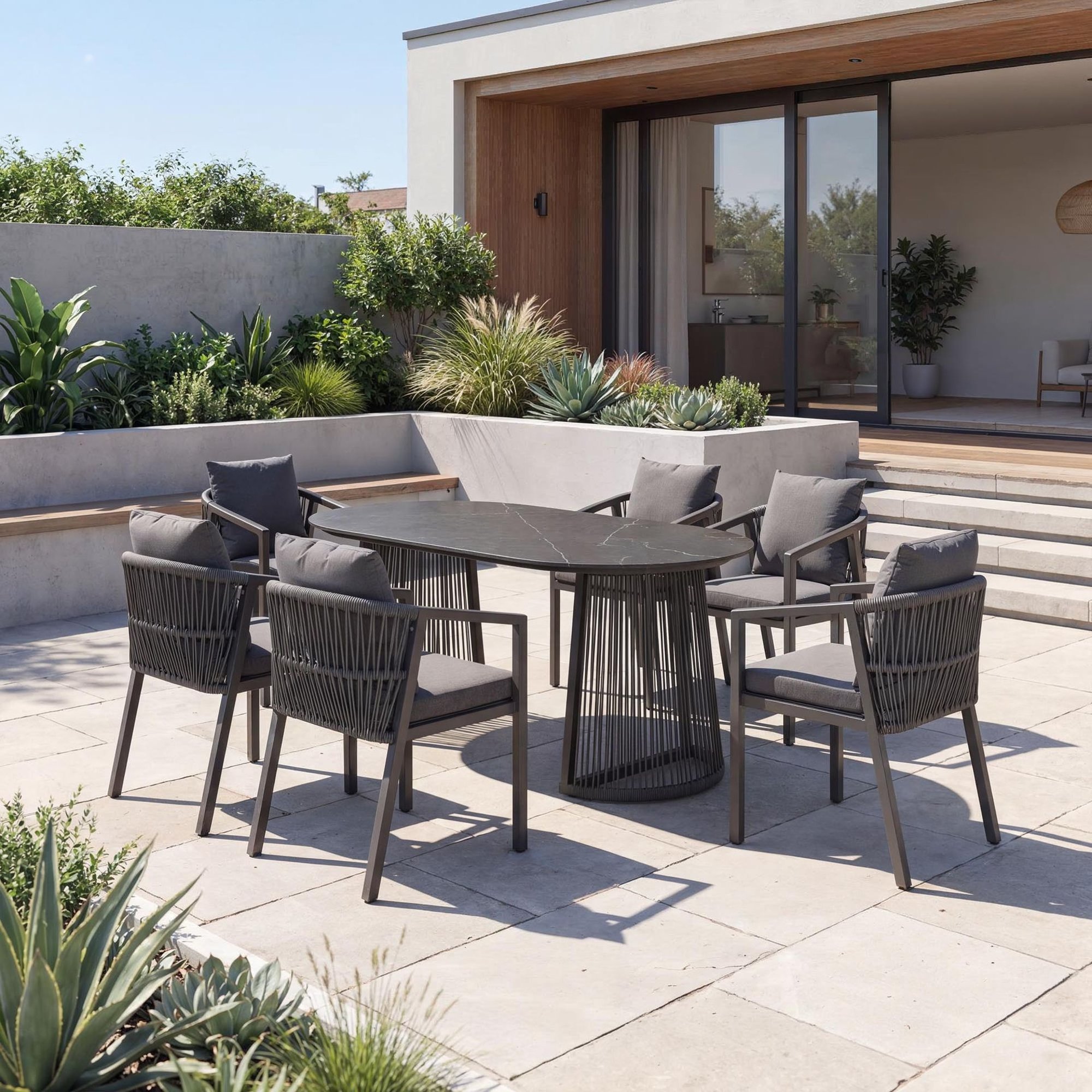 Set Arneli tvorí 6 kresiel a výrazný stôl, ktorý sa stane centrom celej zostavy.