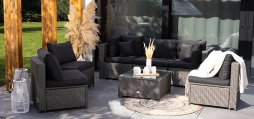 Modulárny záhradný nábytok: flexibilné a moderné riešenie pre Vašu záhradu