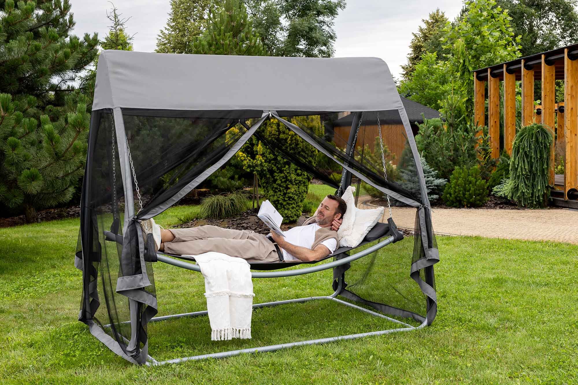 Hojdacia sieť Treviso je kus nábytku určený pre pokojnú a pohodlnú relaxáciu v záhrade.